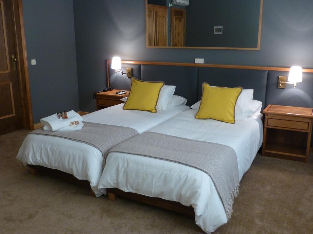 Cosy Sintra Hotel Стая снимка